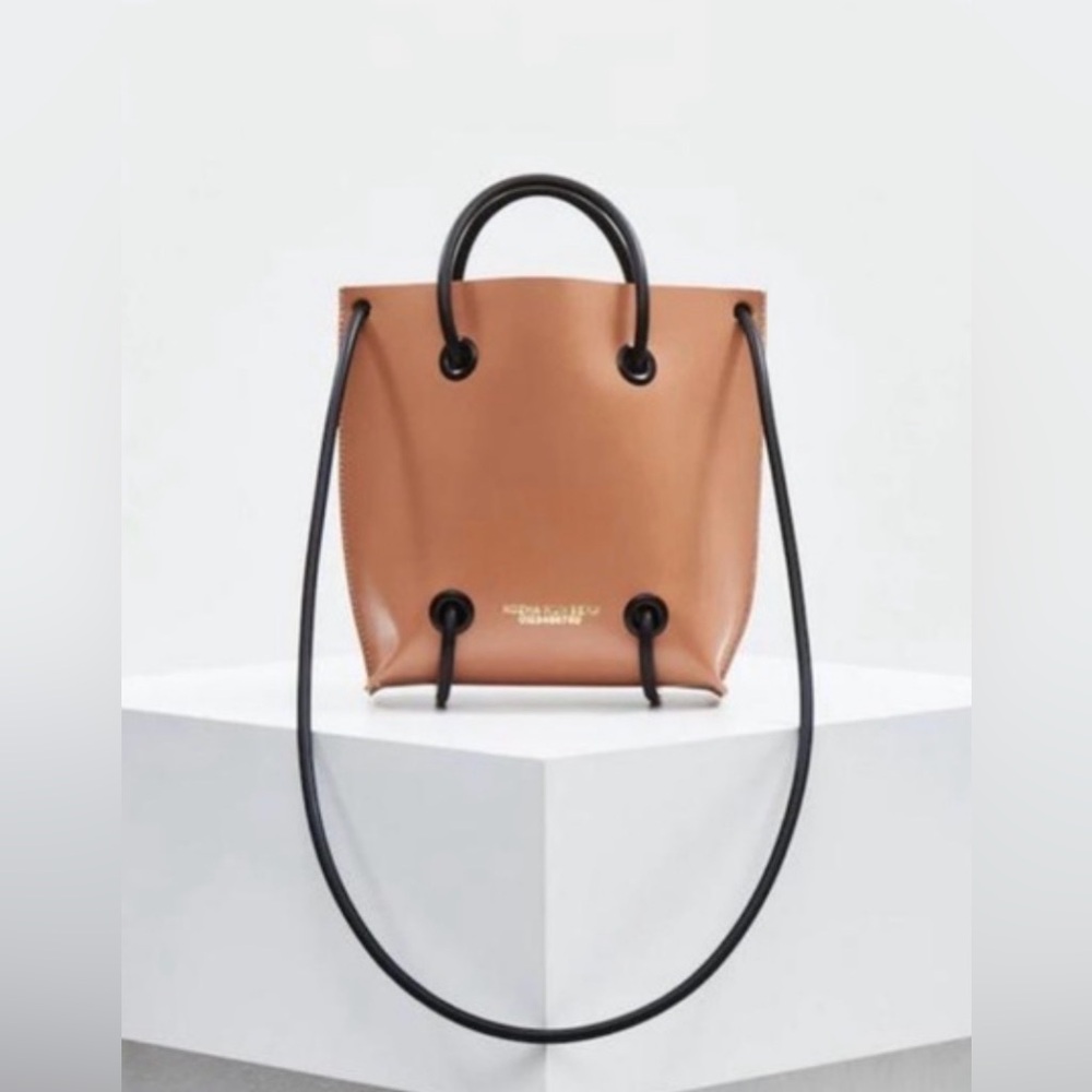 KOZHA NUMBERS UTILITY BAG IN Nude Calf Leather
